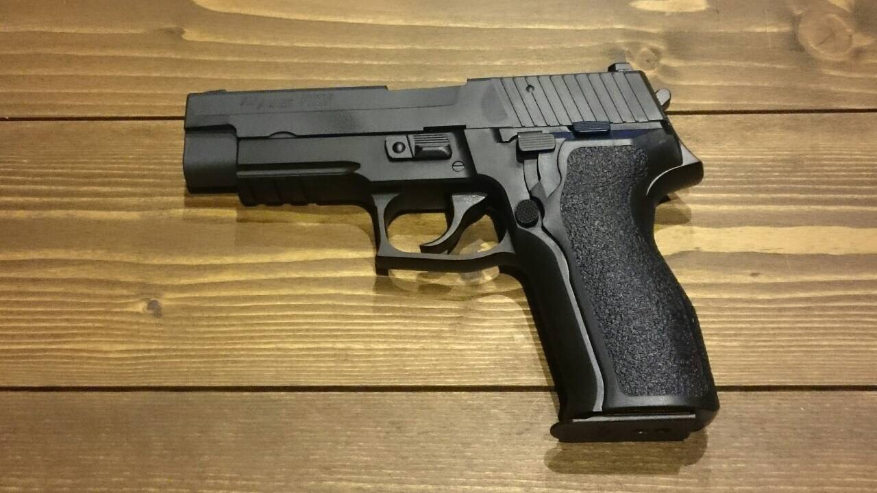 SIG SAUER P226 E2